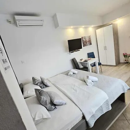 Apartment Cube Gray