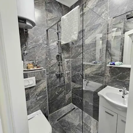 Cube Gray Apartment